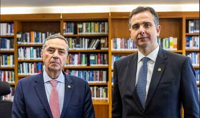 Presidente do Senado, senador Rodrigo Pacheco (PSD-MG), reúne-se com o ministro do Supremo Tribunal Federal (STF), Luís Roberto Barroso, para discutir o piso salarial da enfermagem.