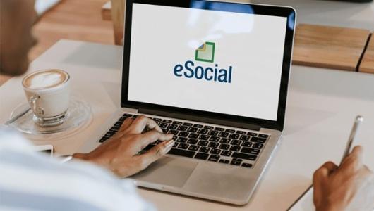 Parada do eSocial: manutenção programada para implantação do FGTS Digital