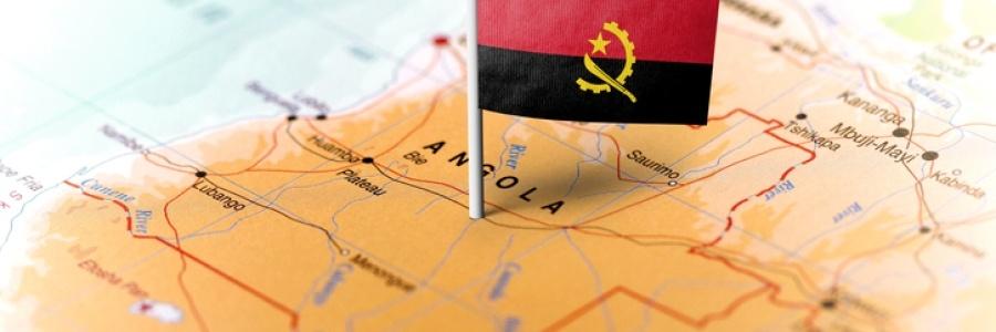 Mapa e bandeira de Angola